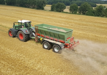 AGROCAL MILL 53® – nedves talajjavító mészkőliszt | akár kijuttatóval is