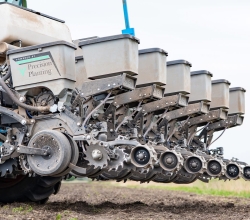 Precision Planting FurrowForce kétlépcsős lezáróegység az Agrár Kreatív Kft.-től